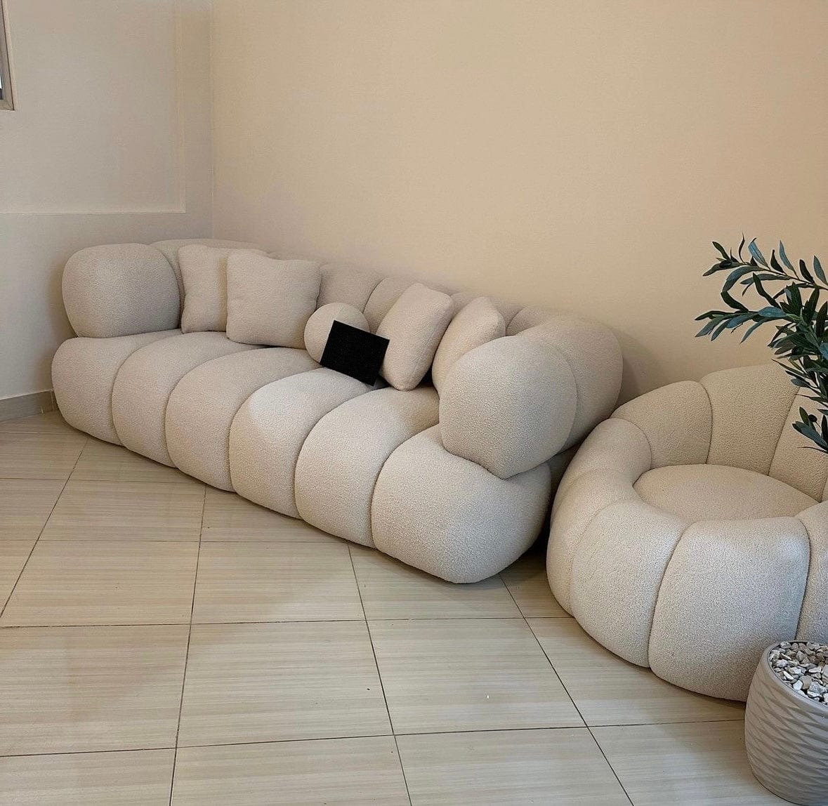 Benji Performance Boucle Sofa - Image 51