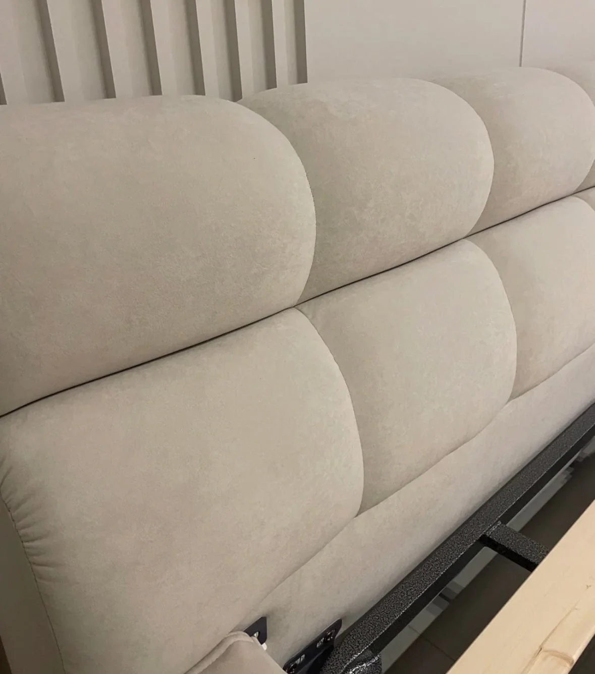 Hildon Boucle Bed Frame - Image 16