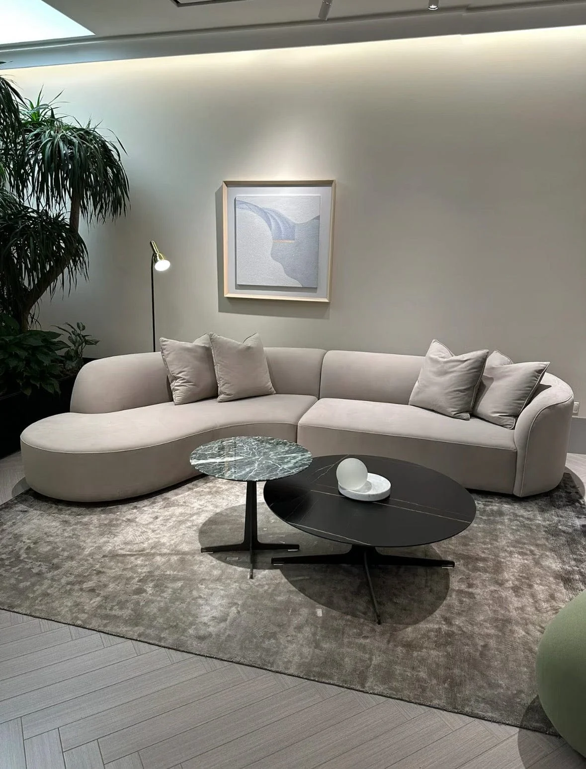 Jovani Performance Curve Sofa - Image 34