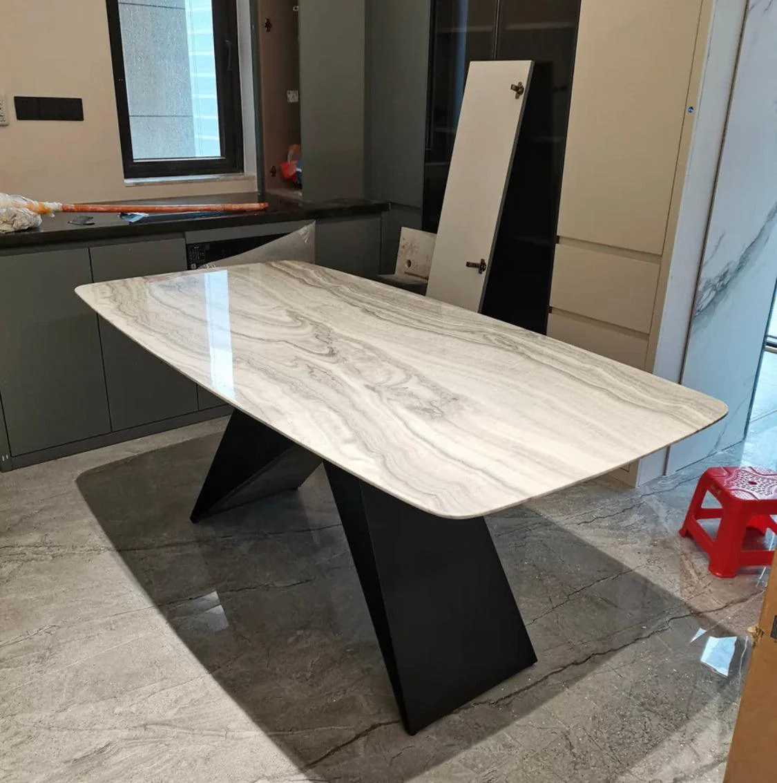 Malcom Extendable Dining Table - Image 13